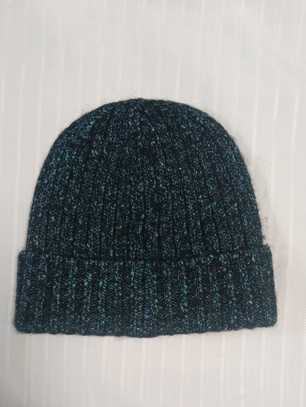 Club Monaco Ribbed Knit Beanie in Teal Metallic